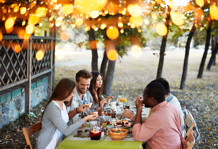 Friends enjoying a picnic outside. Depression therapy at Marble Wellness can help you get back to feeling like you! Call us today for therapy in St. Louis, MO or virtual therapy in MO.