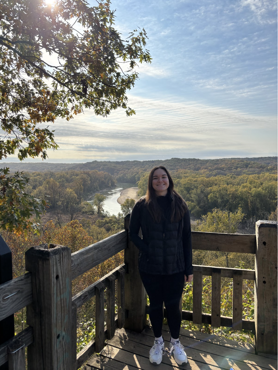 Abbey Ramsey Couples Therapist in Ballwin, MO Photo of Marble Wellness Therapist, Abbey Ramsey. Ballwin, MO therapy can help you feel better!