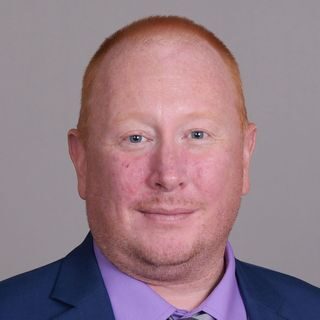 Photo of Marble Wellness Therapist, Raymond Bueno. Lake Saint Louis, MO therapy can help you feel better!